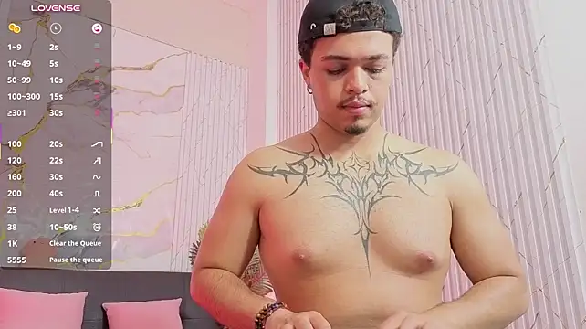 Онлайн чат XXX Dominic_tay