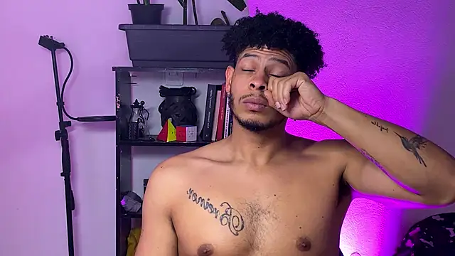 colt_addams' Live XXX Chat