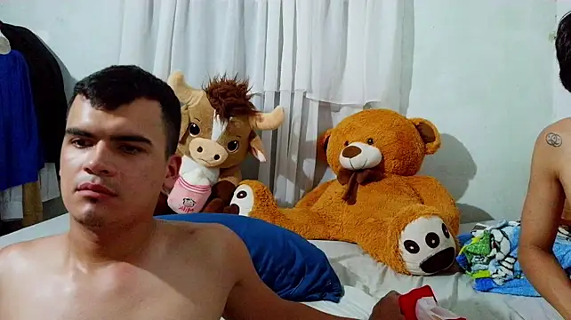 Chatroom XXX en direct de Coney28