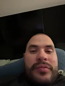 Hershell_XXL Chat XXX in diretta