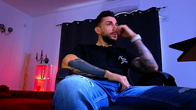 دردشة MightyAaron66 الجنسية المباشرة