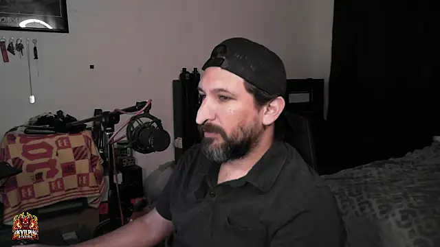 DevilPup75_ XXX чат на живо