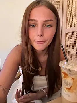 Piperdreams_ Chat XXX in diretta