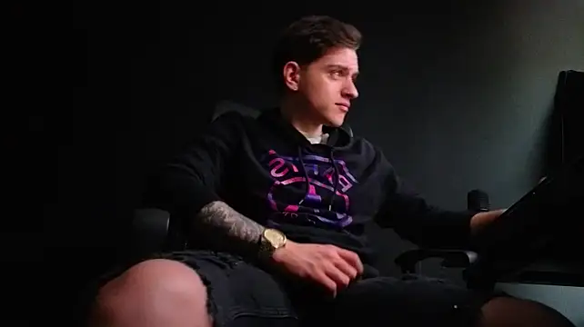 FelixStarkk: απευθείας συνομιλία ΧΧΧ