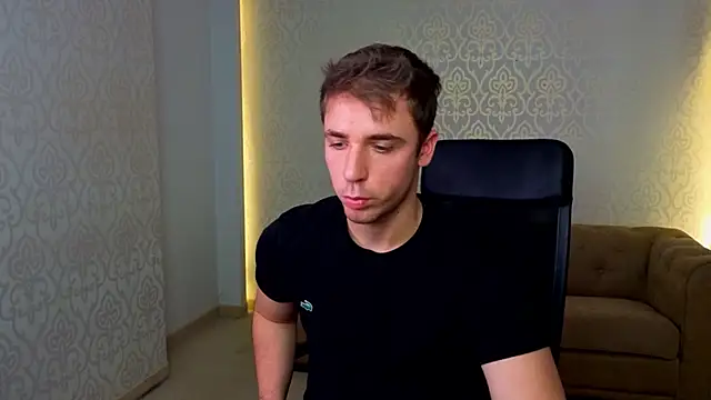 Chat +18 de KellenWest ao vivo