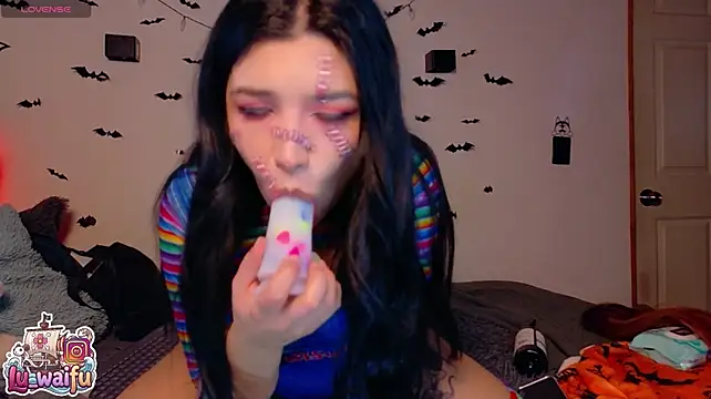 دردشة Isiswaifu الجنسية المباشرة