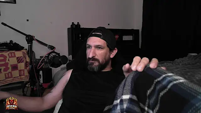Czat XXX na żywo – DevilPup75_