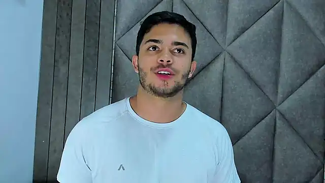 Czat XXX na żywo – TylerWest_