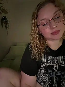 EmmieRae's Webcam Show