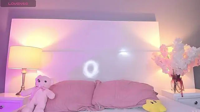 Elisasue's Live XXX Chat