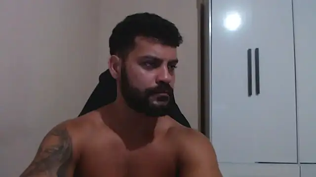 Chat XXX ao vivo de kingofdeath7