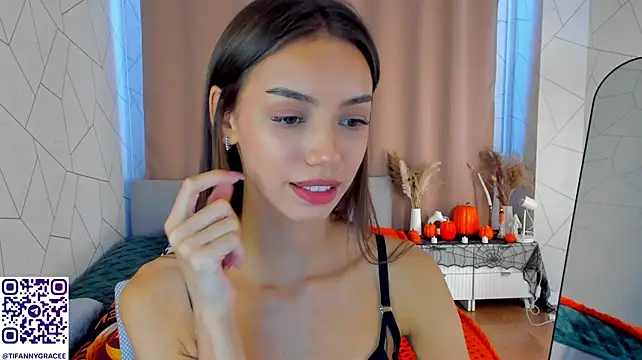 Tiffany-Grace Chat XXX in diretta