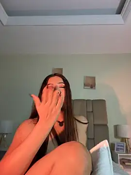Pushaina__1 Adlı Modelin Canlı XXX Sohbeti