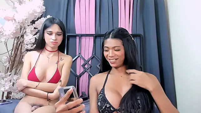 bella_hart69 Show in webcam