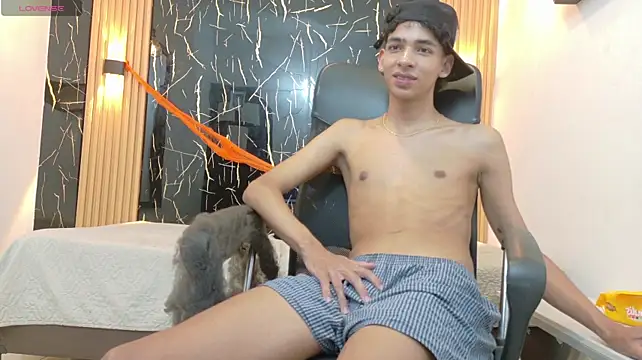 ValeriHot_1 Adlı Modelin Canlı XXX Sohbeti