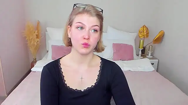 Chatroom XXX en direct de Stella_Light