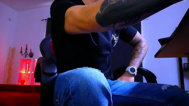Chat XXX Live MightyAaron66