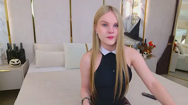Lili_Lohan Chat XXX in diretta