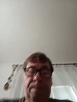 Lisak951 Chat XXX in diretta
