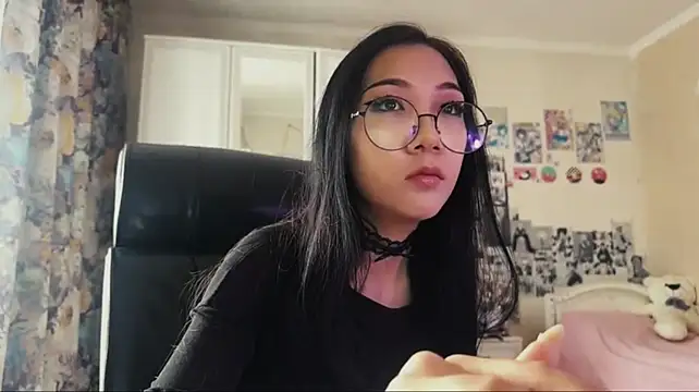 JoiePaschall's Live XXX Chat