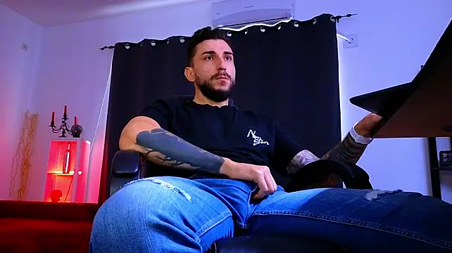 Chat XXX en directo de MightyAaron66