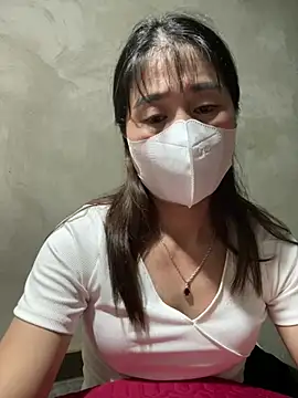 Chat XXX en directo de tinacum012