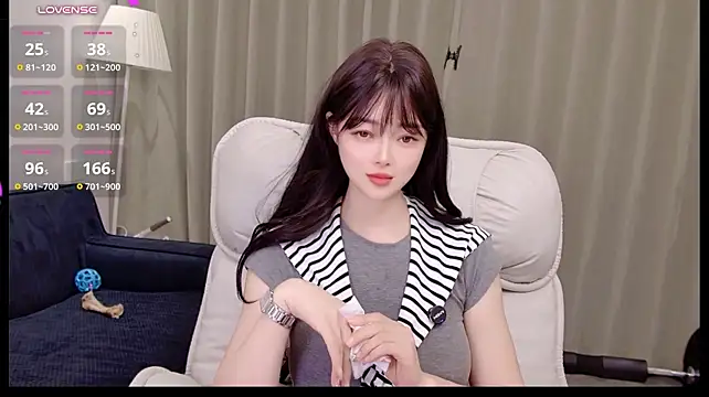 uikyy1 – Live XXX-chat