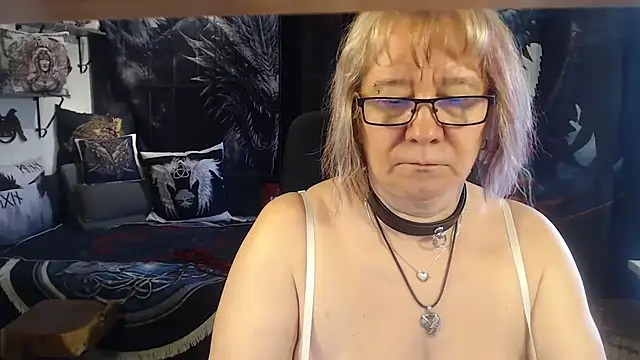 Онлайн чат XXX TittenMichelle