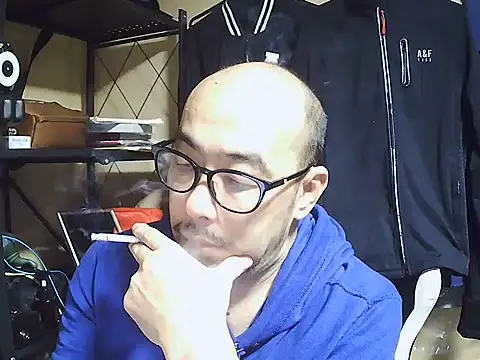 Show modela tsugu1105 na web-kameri