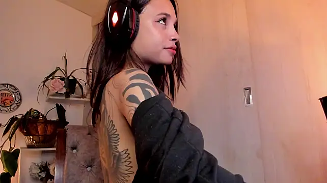 alessia_iris19n Webbikameraesitys