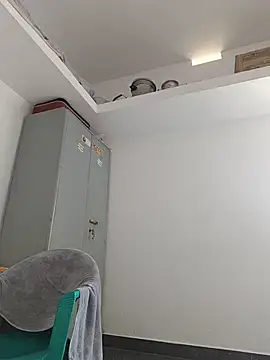 SecretBadBoy live XXX chat