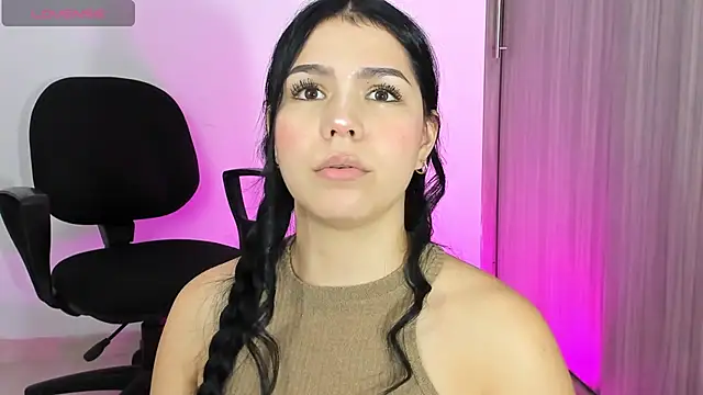 Natasha_su_ Chat XXX in diretta
