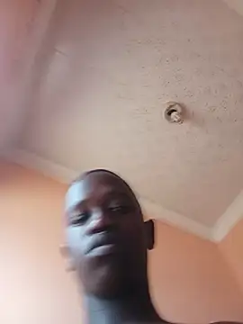 African_gent_45's Live XXX Chat