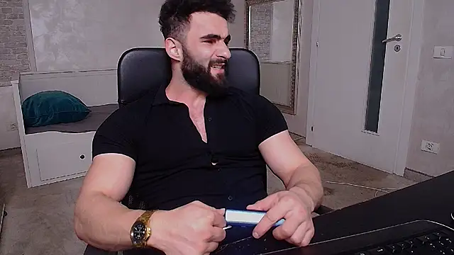 MicahLane Adlı Modelin Canlı XXX Sohbeti
