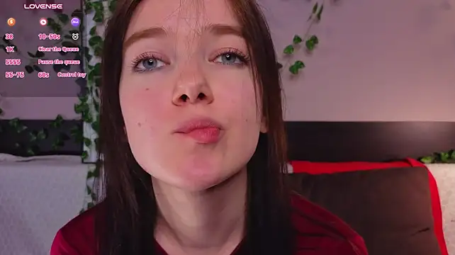 NylaVeyne Chat XXX in diretta