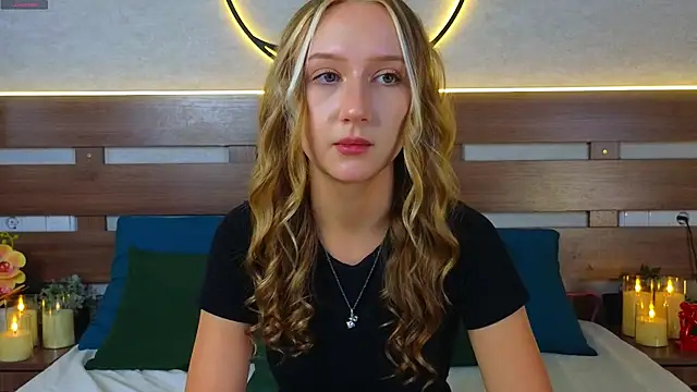 TinaPage 라이브 XXX 채팅