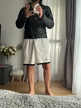 InsaneMattt Adlı Modelin Canlı XXX Sohbeti