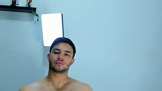 Онлайн чат XXX TylerWest_