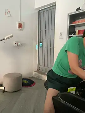 Ivy_Trix2 现场XXX聊天
