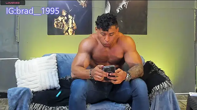 bradley_smith Chat XXX in diretta