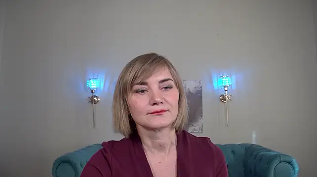 AdeleRocher – Live XXX-chat
