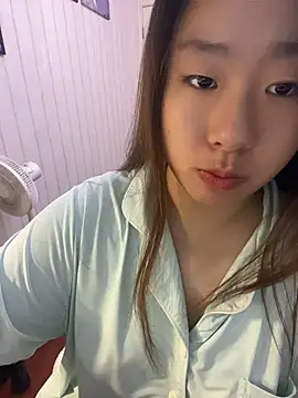 Jiangjiang18 live XXX chat