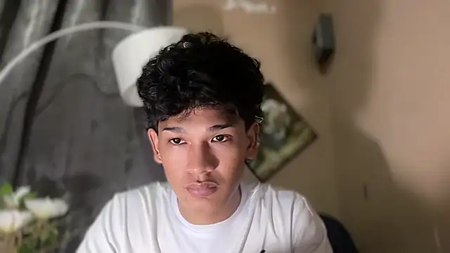 Imjustasluttyintownx Pertunjukan Webcam