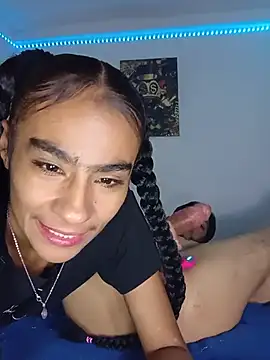 Chat XXX en directo de Leslly_