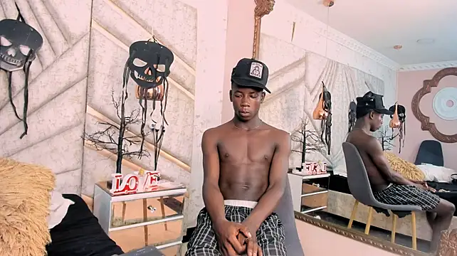 Онлайн чат XXX SmithBonilla