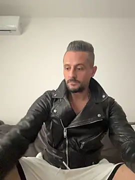 InsaneMattt Chat XXX live