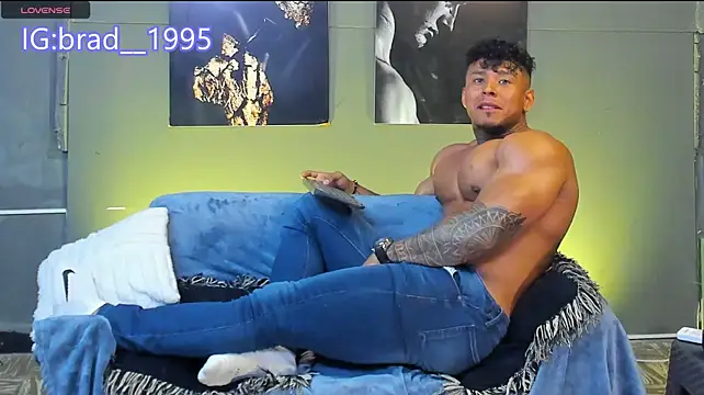 bradley_smith Live XXX Chat