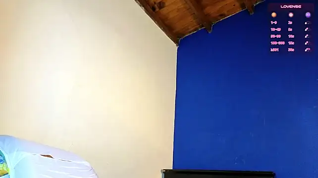 yojxnn Live XXX chat