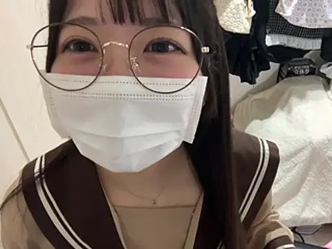 y-u-r-a-33 Live XXX-Chat