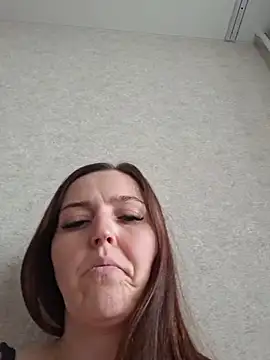 MilaMature Live XXX Chat